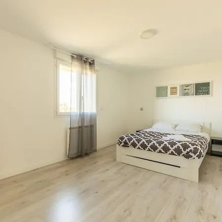 Maison Piscine Zenith D'auvergne Clermont-fd Sud *