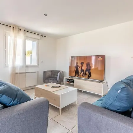 Maison Piscine Zenith D'auvergne Clermont-fd Sud